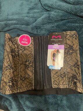 Maidenform Black Lace Waist Cincher Shaper